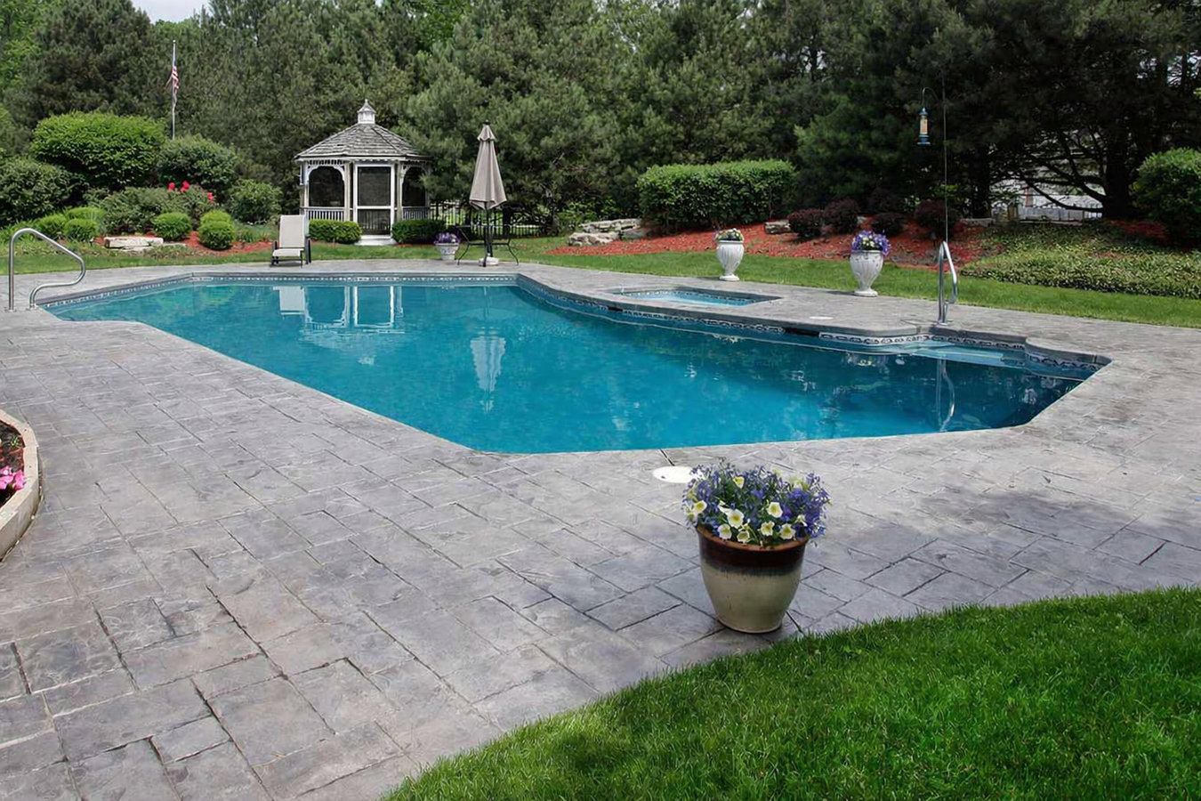 Concrete pool decks in Thousand Oaks, CA